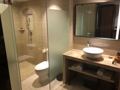 -深圳罗湖东门步行街亚朵X酒店