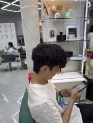 -秦·专注剪发