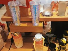 -星巴克臻选(北京银泰店)