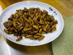 椒鹽蚕蛹-钟叔烩鸡