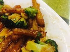 -东北四季饺子王(华山路店)