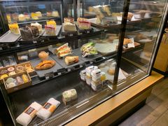 面包甜点陈列柜-星巴克(天津鲁能中心第三店)