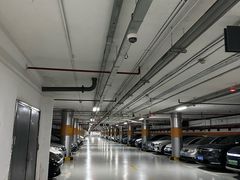 -人民广场-地下停车场