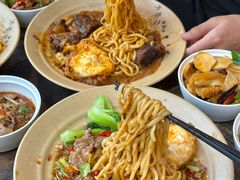 -方铲铲·成都板凳面(滨江银泰店)