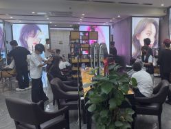 -藤野造型烫染·漂发