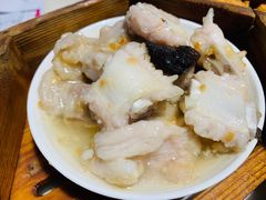 榄汁拍蒜蒸排骨-百年恒益烧腊海鲜酒家·非遗传承(广州黄埔店)