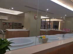 点击看大图 -宝生月子中心(民治店)