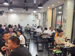-牛一煲美食(江高店)