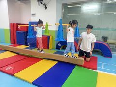 -逗你运动体能训练中心(冠城店)