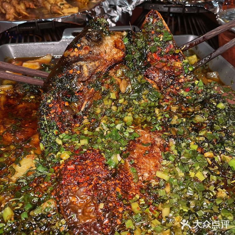 救命!被朋友按头安利的何师烧烤,聚会直接杀疯