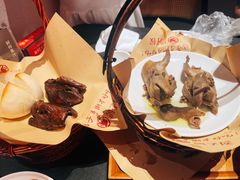 -鸽子侯·家宴·平价海鲜(市图书馆店)