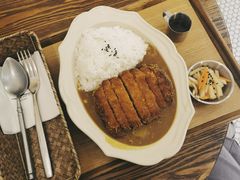 咖喱炸猪排堤坝饭-Ginko银子(青龙街店)
