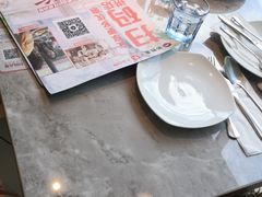 -必胜客(阿诗玛店)