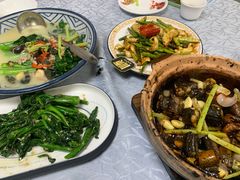 -天宝食坊·啫啫煲大排档(西华路店)