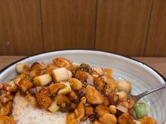 -西部马华清真兰州牛肉面·烧烤夜市(三里河店)