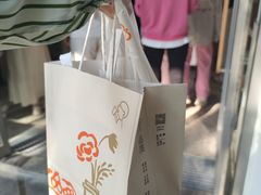-喜茶(广州滨江宏岸店)