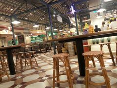 大堂-大食代美食广场(上海中心店)