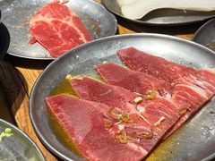 调味牛舌-西塔老太太泥炉烤肉