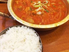 泡菜猪肉锅-金北顺大锅家(신사본점)