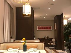 -满江红四季餐厅 · 国家五钻级酒家(新纪元大酒店店)