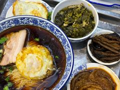 红烧焖肉面-伟记奥面馆(养育巷店)