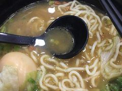 -龙记桂林米粉(财满街店)