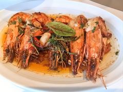 橄榄油辣味黑虎虾-斯普汇生蚝牛排馆(中骏世界城店)