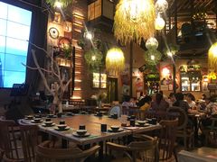 大堂-临界音乐酒馆·小龙虾·江湖菜(华熙LIVE·鱼洞店)