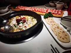 -周渝食惦酸菜鱼(青浦店)