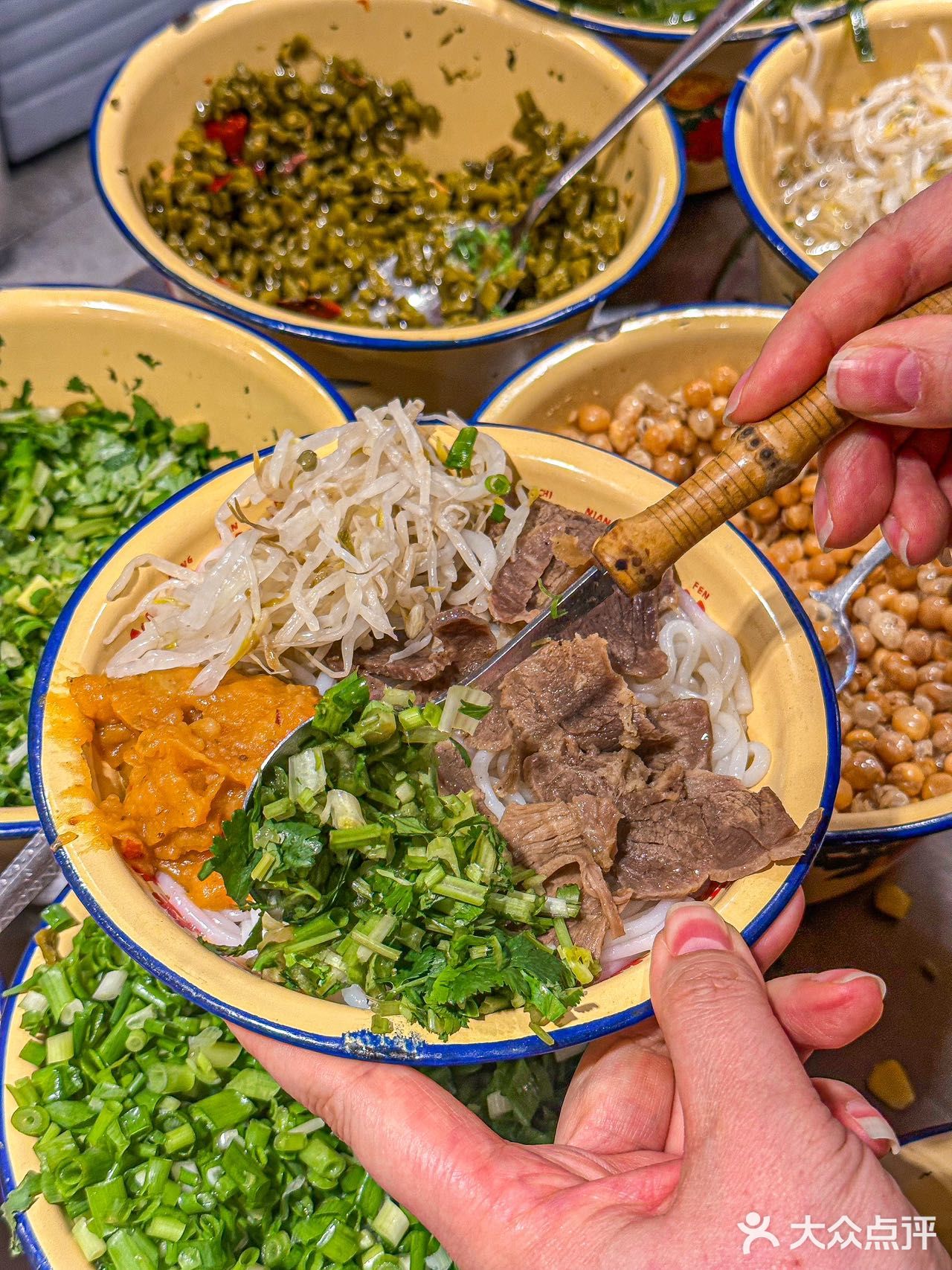 无语！！谁在上海吃拌粉啊