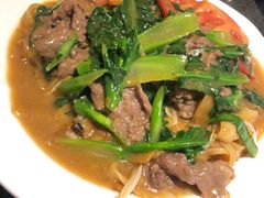 -名门潮牛·鲜牛肉海鲜火锅.烧烤自助餐厅(诚丰广场店)