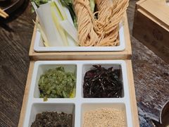 -魁盛居百年鲁菜馆(县西巷店)