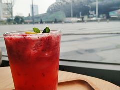 -星巴克臻选(上海合生汇1F店)