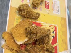 -麦当劳(中二横路店)