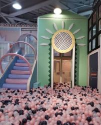 -多多淘儿童体验中心(重庆来福士店)