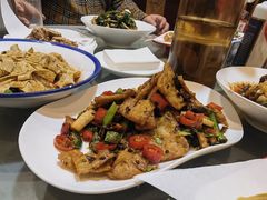-宣海荣锅贴大王·陕味小吃集(钟楼店)