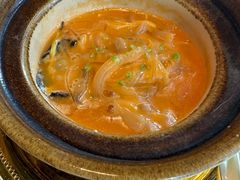 酸辣鱼翅拆烩鱼头-淮香国色·淮扬菜(正大中心店)