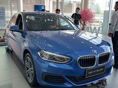 -上海宝宁宝马4S店