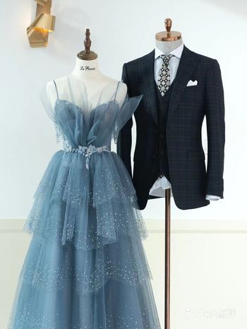 礼服和西服搭配~是那么般配