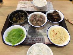 -毛家饭店(长沙南站店)