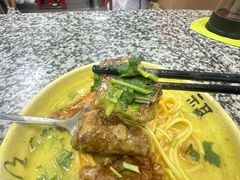 -002鱼汤粉(龍園店)