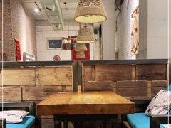 大堂-苹果树下艺术餐厅(宋庄店)