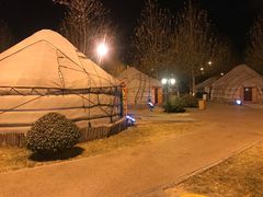 -九十九顶毡房(阜石路店)