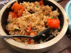 当红小炒肉石锅饭-新白鹿餐厅(爱琴海购物中心店)