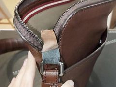 -爱革·洗衣改衣·洗鞋修鞋·洗包修包·奢侈品护理(宝地广场店)