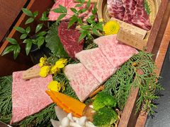 -山川小町·极番烧肉(新地假日广场店)