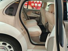 -中山公园-龙之梦停车场