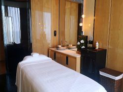 点击看大图 -广州四季酒店·花水疗中心·高空Spa