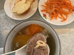 -汗腾格里·风味餐厅(新疆驻京办店)