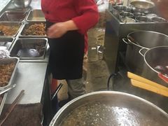 -江三王记牛杂馆(总店)